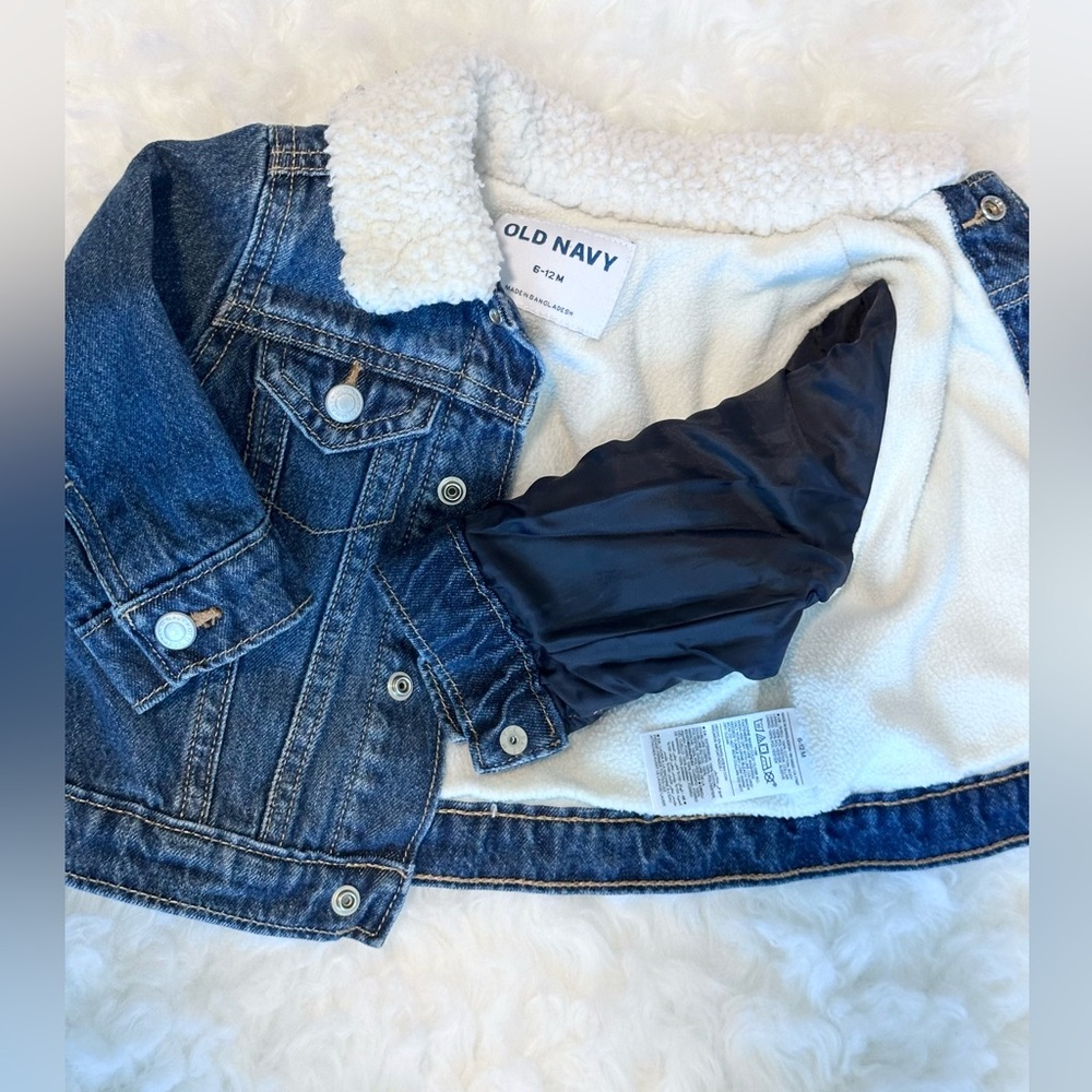 Baby Sherpa Lined Jean Jacket | Old Navy Size 6-12m - Picture 3 of 4